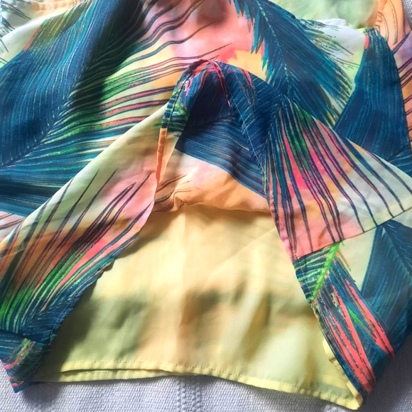 Summer sleeveless top, size M, old navy - Picture 3 of 3